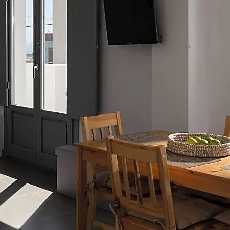 The Vine 4* Санторини